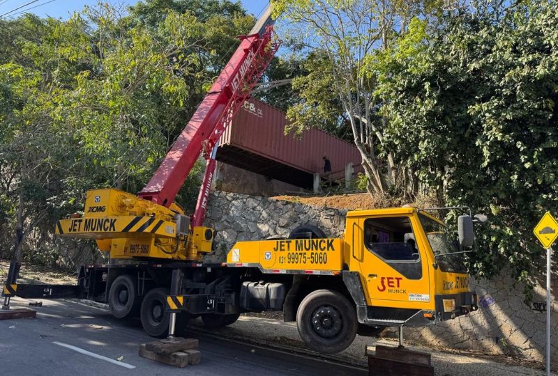 Aluguel de Guindaste na Região dos Lagos